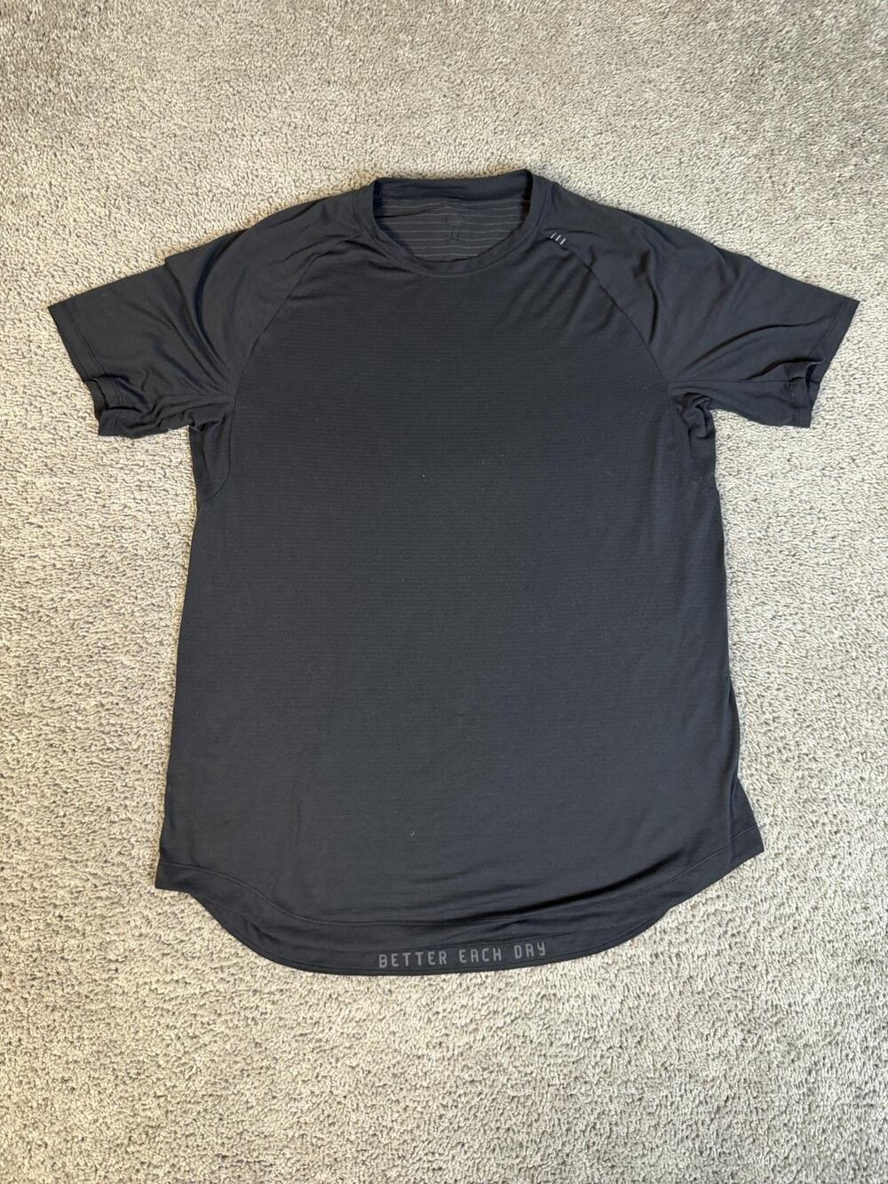 Lululemon Shirt Mens L Black Short Sleeve Raglan Jersey Better Each Day